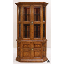  Thomasville China Cabinet