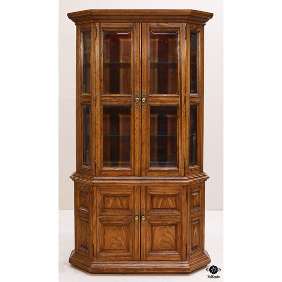 Thomasville China Cabinet