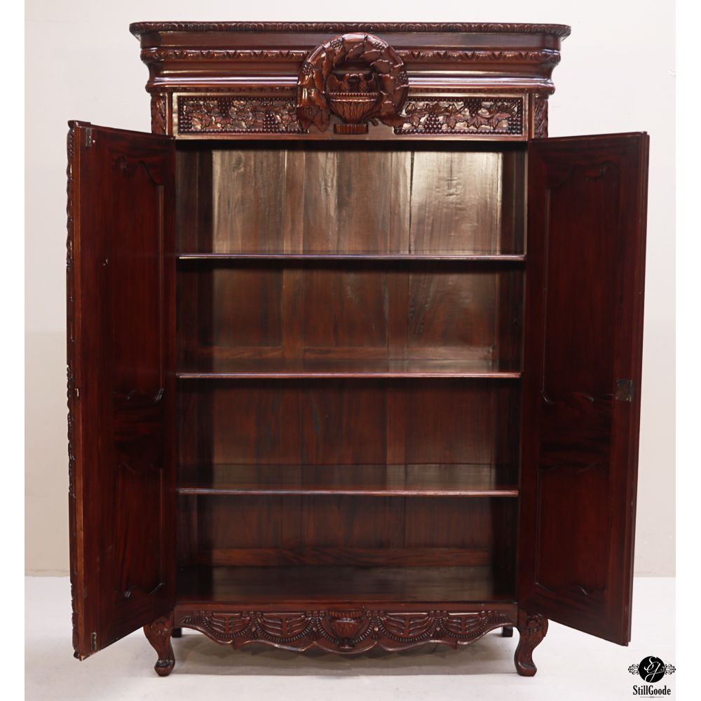 Armoire