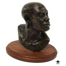  Tom Tischler Statuary