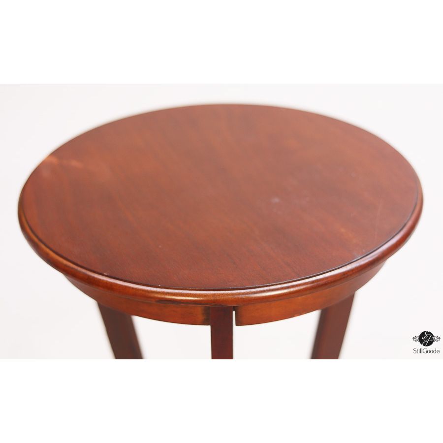 Safavieh End Tables (Pair)
