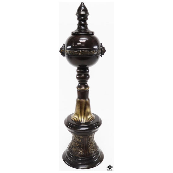 Finial