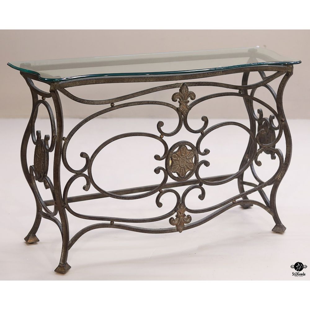 Thomasville Console
