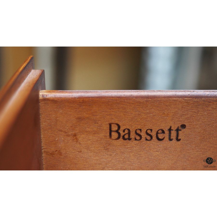 Bassett Console