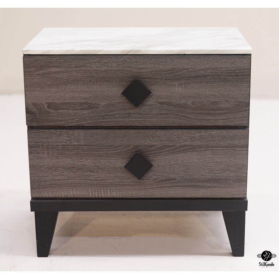 Nightstands (Pair)