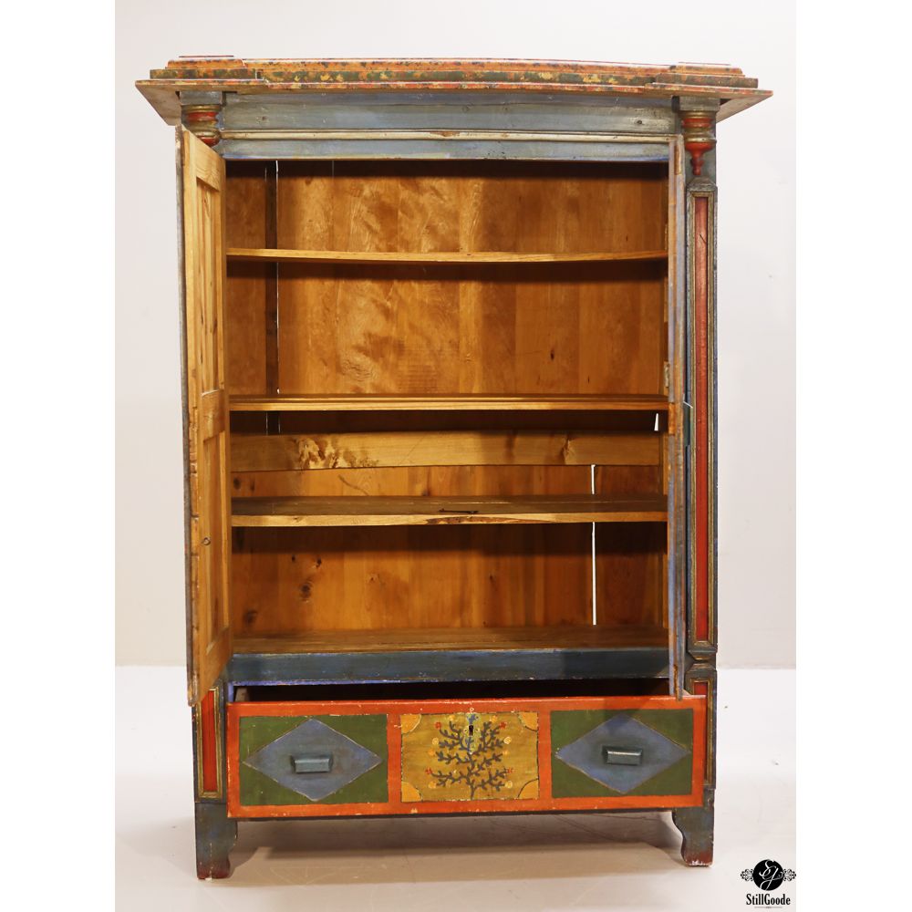 Armoire
