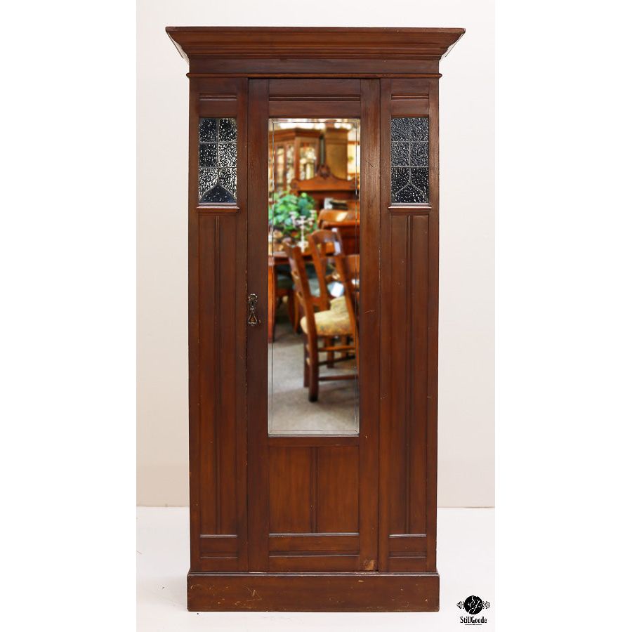 Armoire