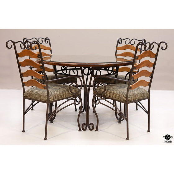 Minson Dining Set