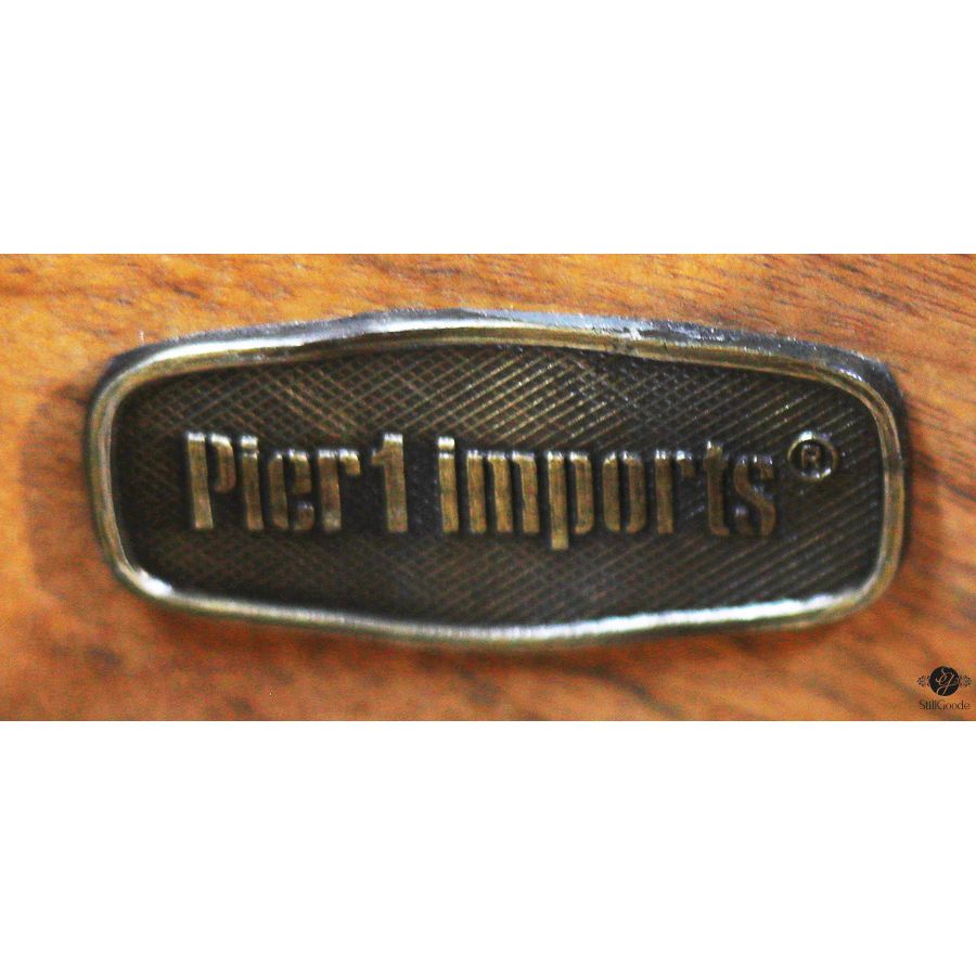 Pier 1 Desk