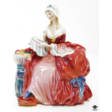  Royal Doulton Figurine