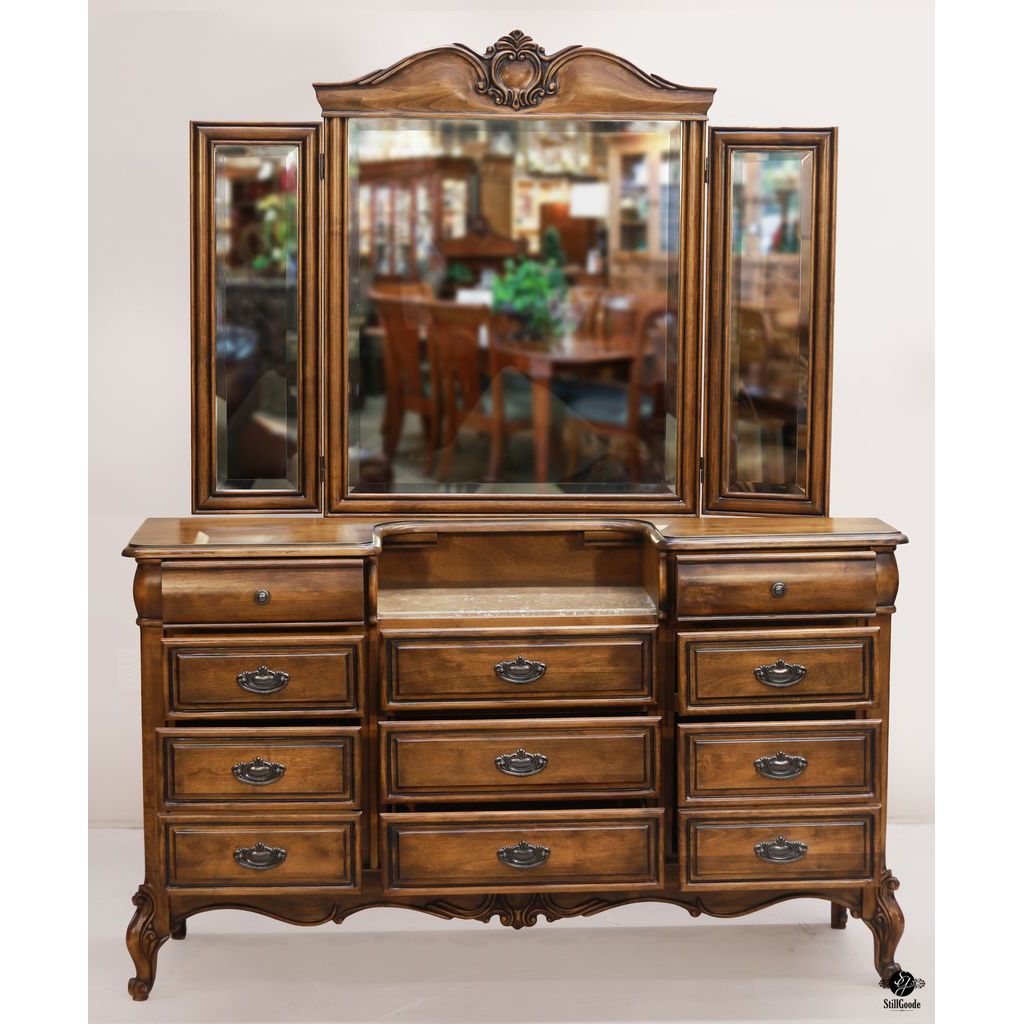 Oakwood Interiors Dresser