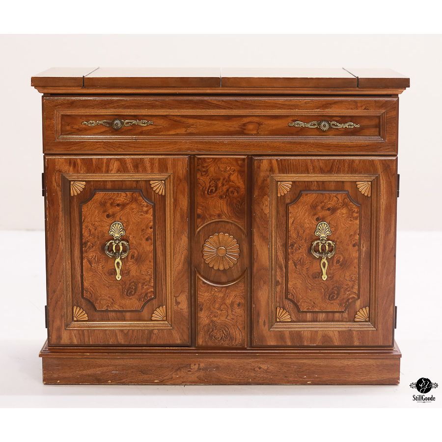 Sideboard