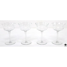  Stemware