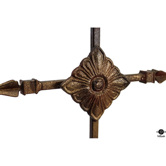 Figurine