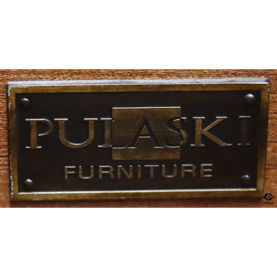 Pulaski Dresser