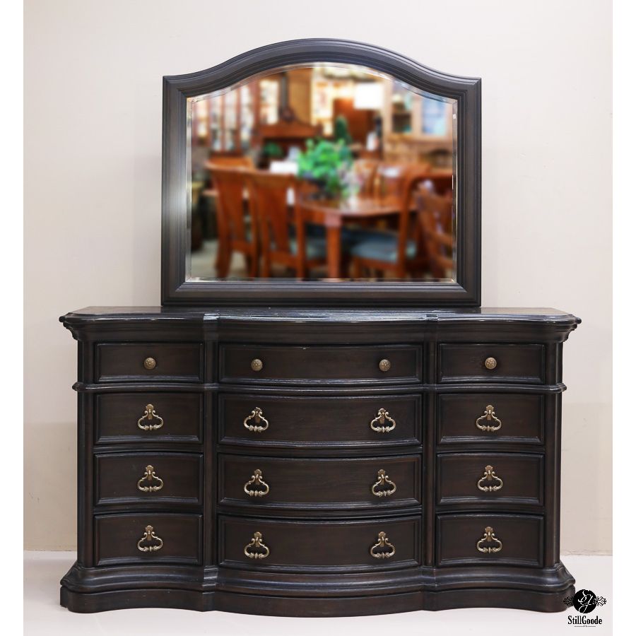Pulaski Dresser