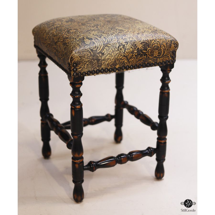Barstool Set