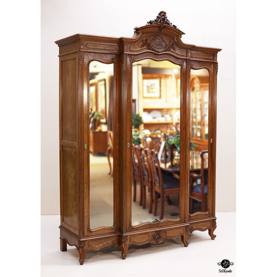 Armoire