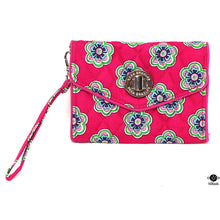  Vera Bradley Wristlet