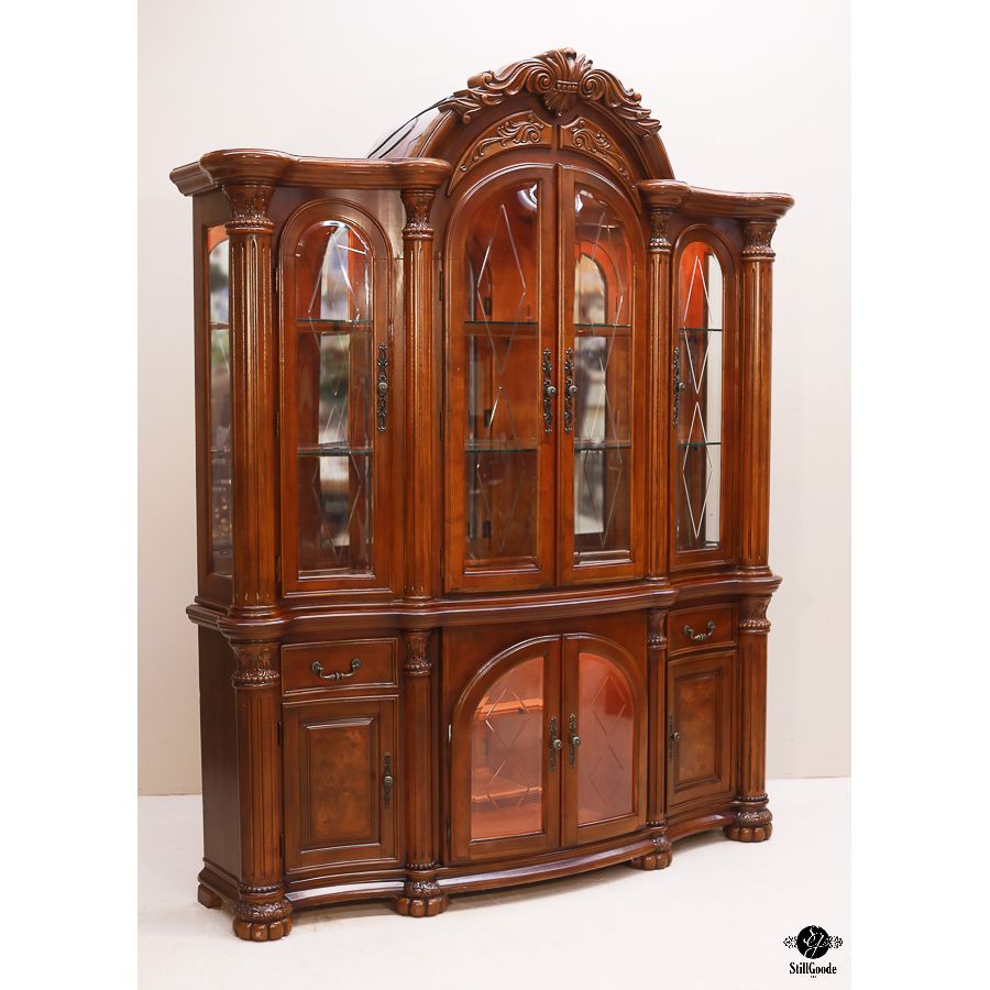 Lokhart China Cabinet
