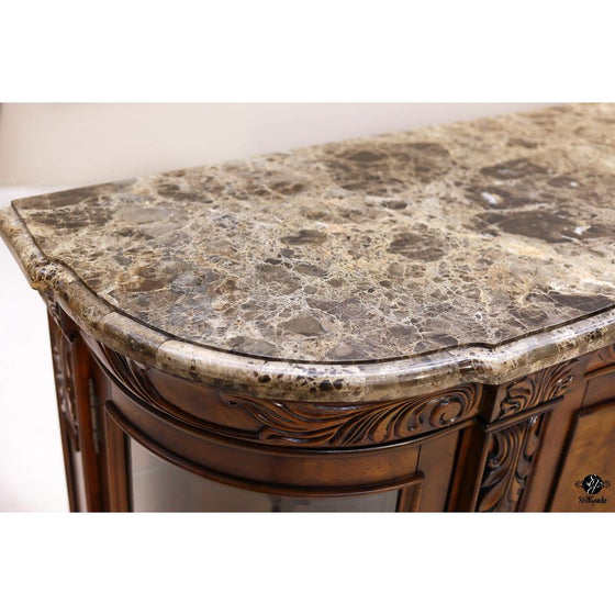 Sideboard