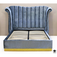  Queen Bed