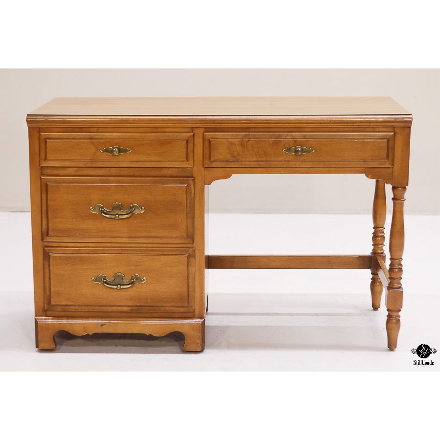 Thomasville Desk & Chair set
