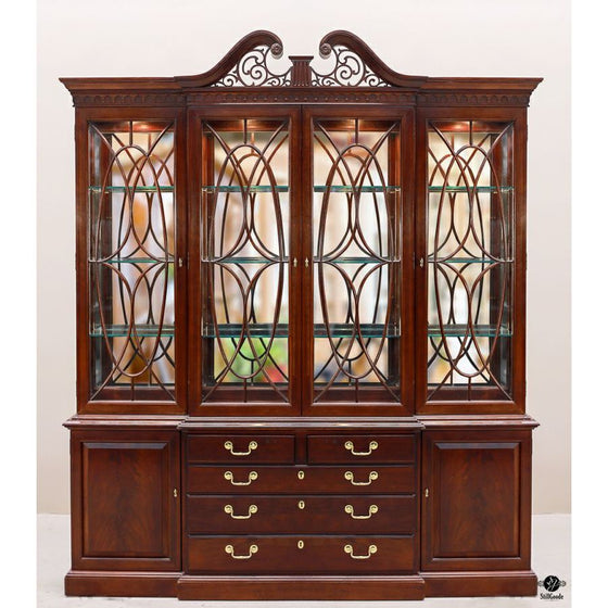 Thomasville China Cabinet