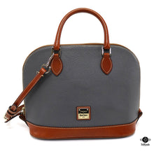  Dooney & Bourke Purse