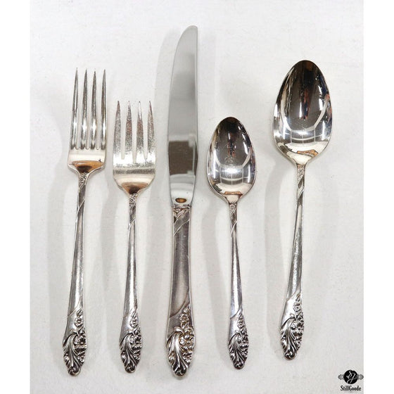 Community Flatware Set