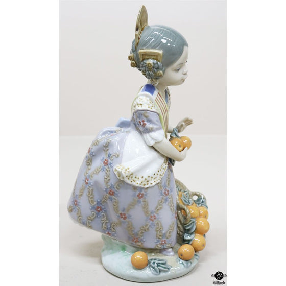 Lladro Figurine