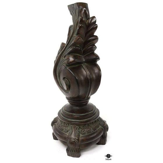 Finial