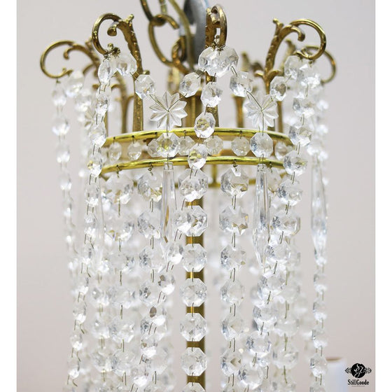 Chandelier