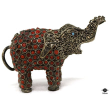  Figurine