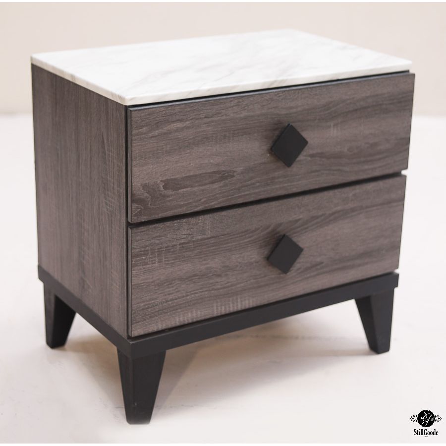 Nightstands (Pair)