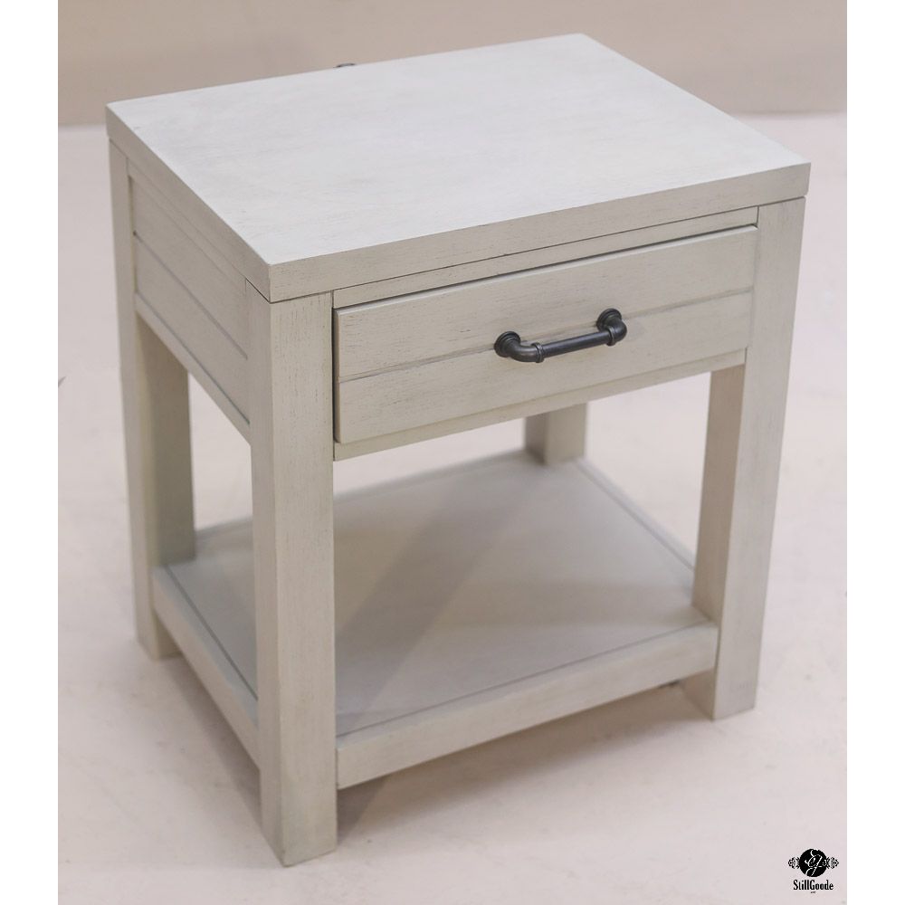 Legacy Nightstand