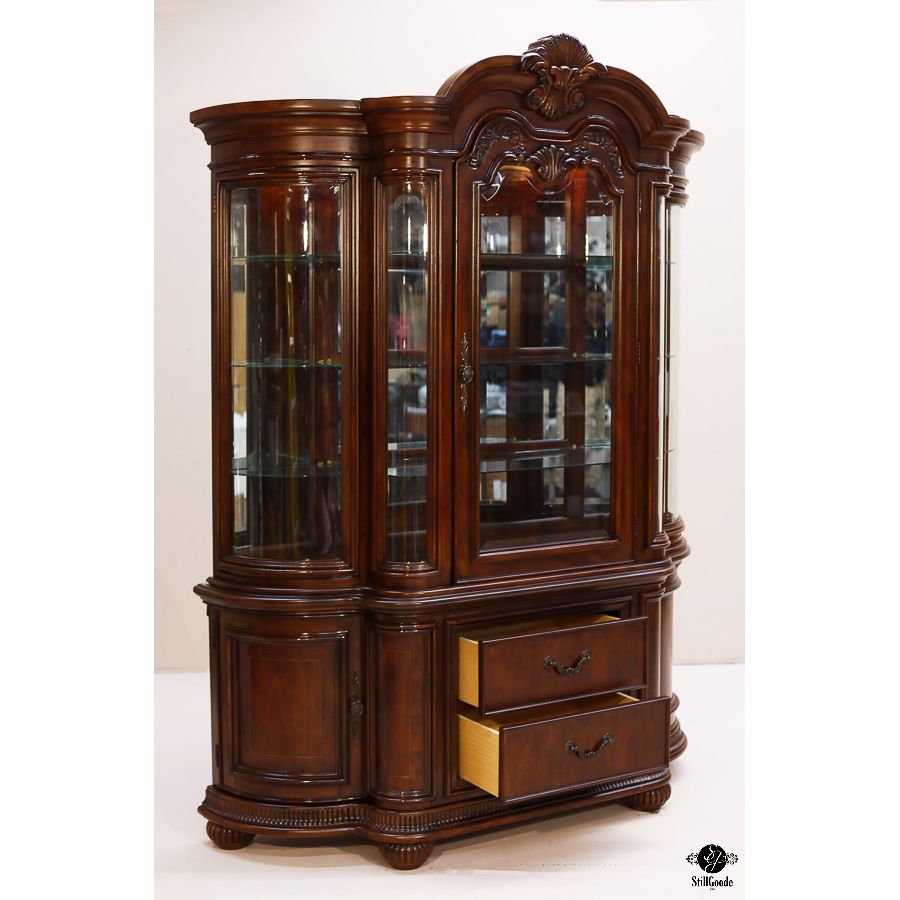 Vaughan China Cabinet