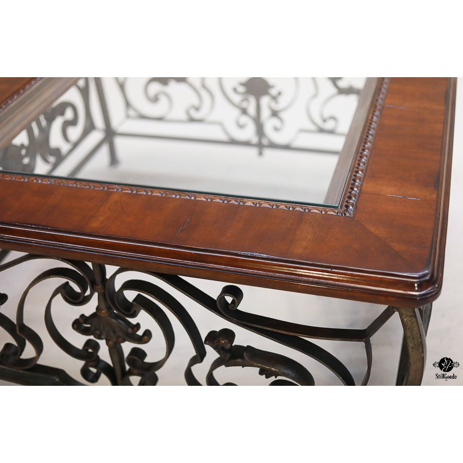 Hekman Coffee Table