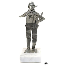  Figurine