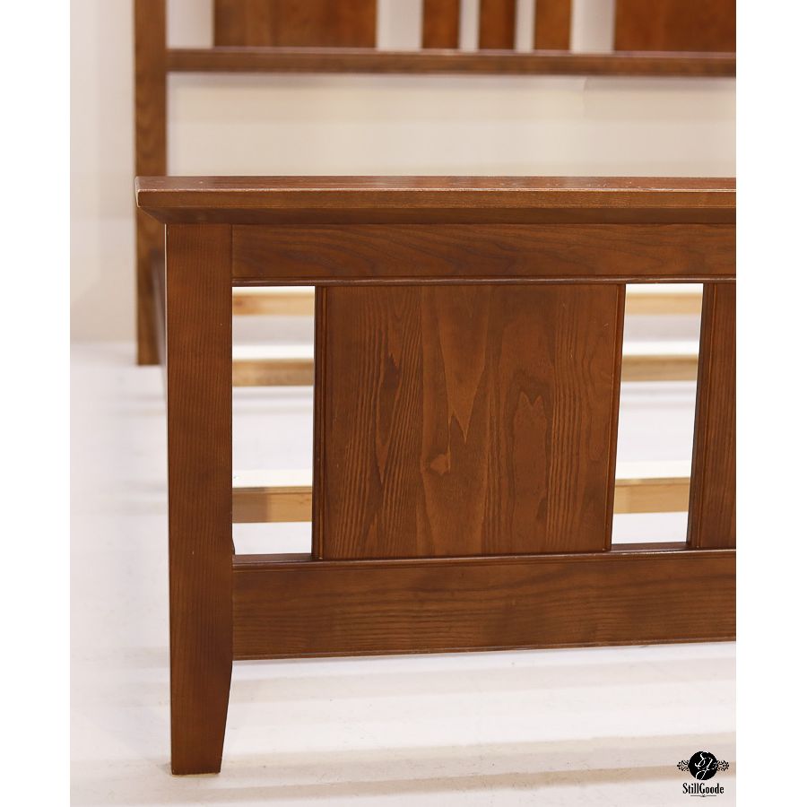 Queen Copeland Bed