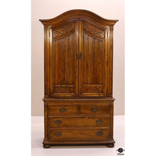  Ethan Allen Armoire