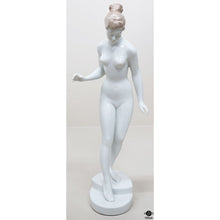  Figurine