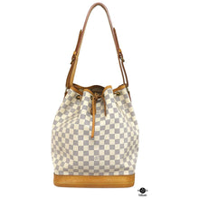  Louis Vuitton Purse