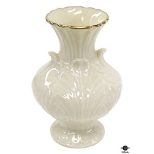  Lenox Vase