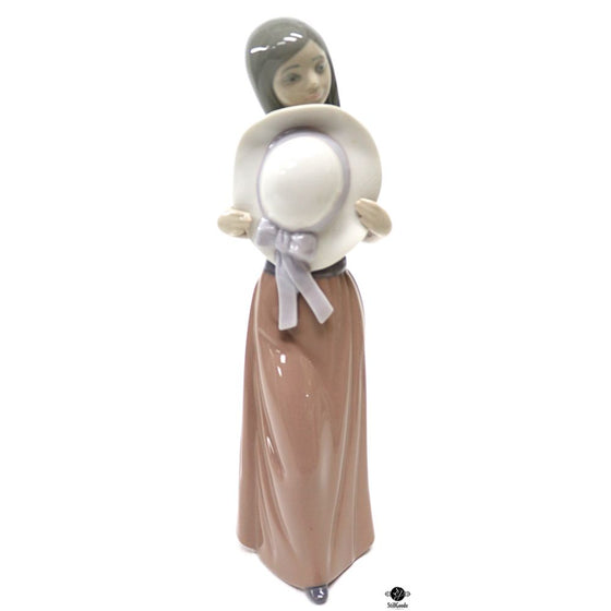 Lladro Figurine