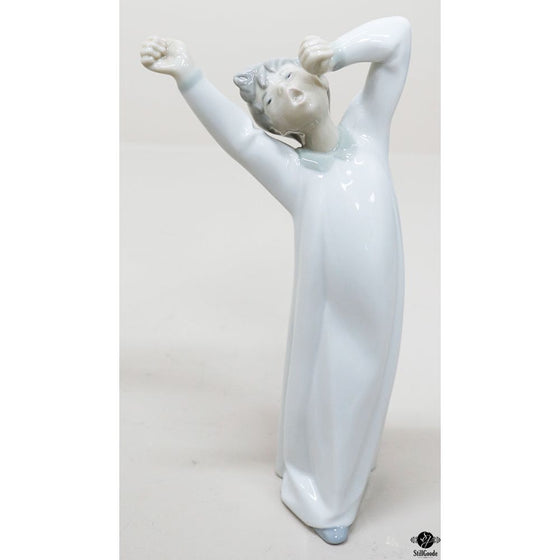 Nao Figurine