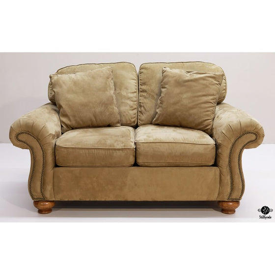 Flexsteel Loveseat