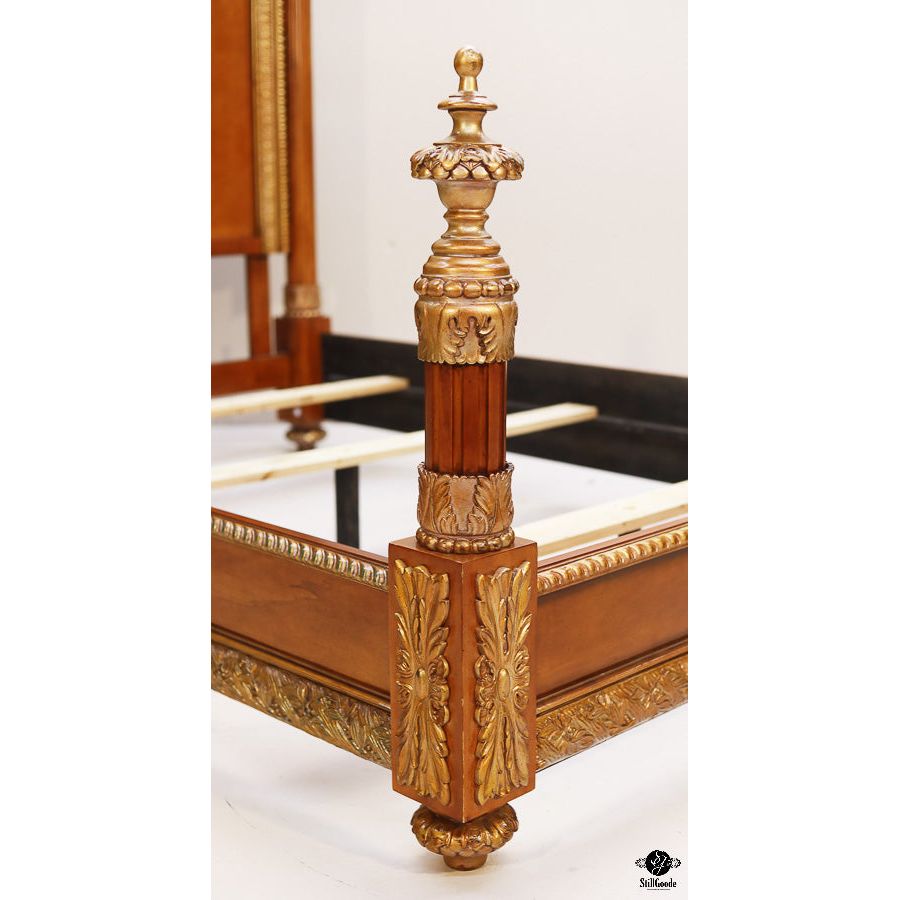 Queen Pulaski Bed