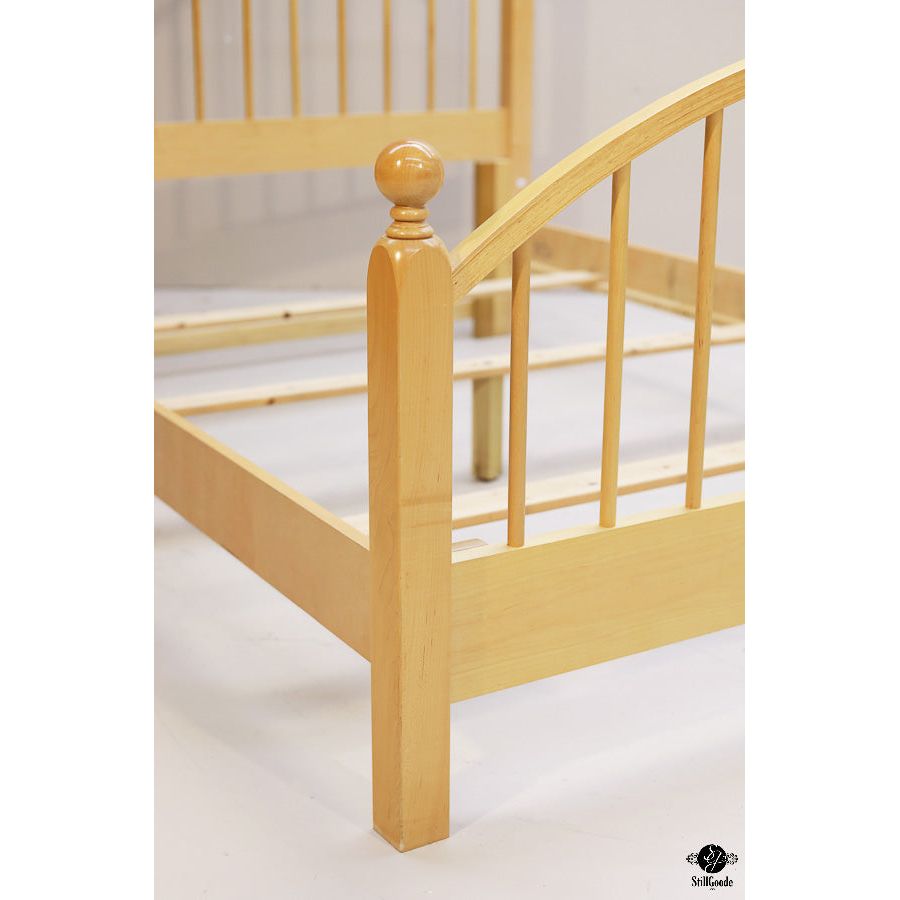 Queen Stanley Bed