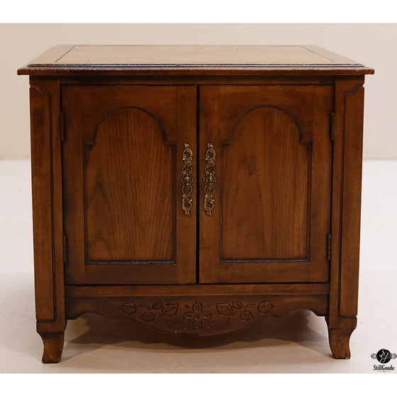 Thomasville End Table